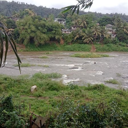 Kandy River Garden Exterior photo