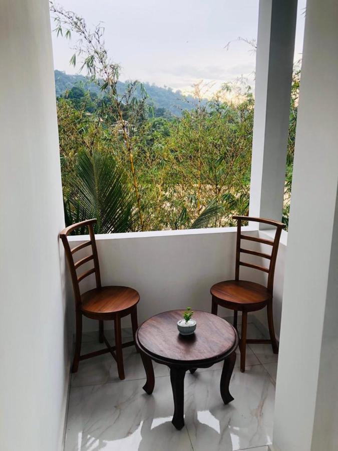 Kandy River Garden Exterior photo